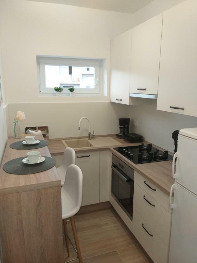 Apartman Luka Пула Экстерьер фото